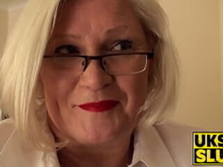 UKSubSluts.com - Sex therapist Lacey Star&#039_s granny ass fucking with expertise